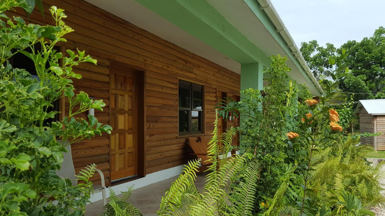 Mahogany Villas Punta Gorda Exteriör bild