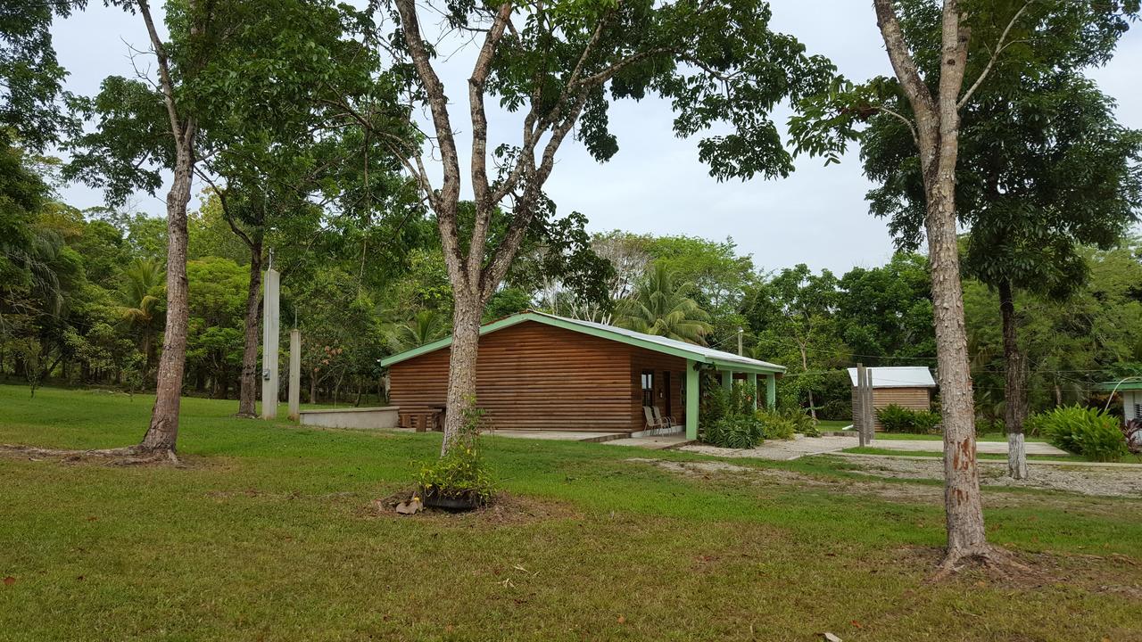 Mahogany Villas Punta Gorda Exteriör bild